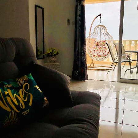 Apartment Diana 54 Large 2bedroom Apartment. Kitchen. Pool. Free Wifi *